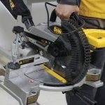 Serra Meia Esquadria 10 1.650W Lâmina De Serra 220 - Dewalt - DW714-B2