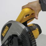 Serra Meia Esquadria 10 1.650W Lâmina De Serra 220 - Dewalt - DW714-B2